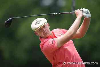 Harry Hall Takes 22 Putts in Career-Best 62 for Colonial Lead