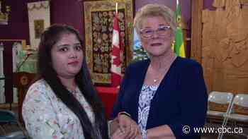 Stories of resilience and support at citizenship ceremony in Saskatoon