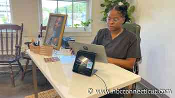 Local Entrepreneurs Graduate From First ConnCORP, QU Entrepreneurship Academy