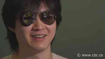 ChatGPT-assisted eyepiece integrates AI into everyday conversation