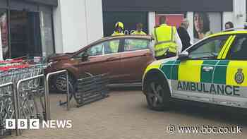 Clacton: Car crashes into Home Bargains shop entrance