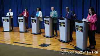 Saunders takes fire as Toronto mayoral candidates square off in latest debate