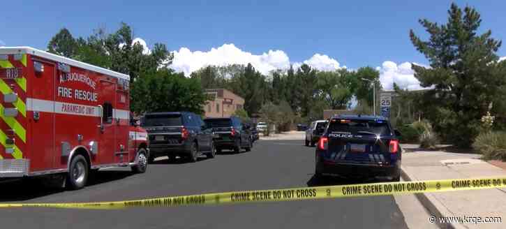 Man arrested after hours-long standoff with Albuquerque police