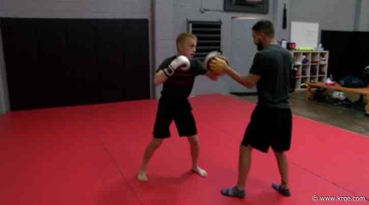 UFC fighter offers words of encouragement after Albuquerque teen is hurt by yearbook comment