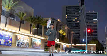 Predawn Picket Lines Help Writers Disrupt Studio Productions