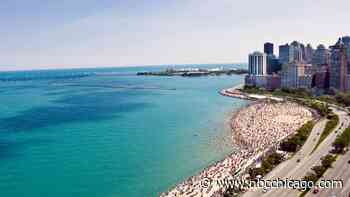 Chicago's 22 Beaches Open For the 2023 Summer Season