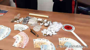 In fuga alla vista dei carabinieri, 17enni trovati con 700 grammi di hashish