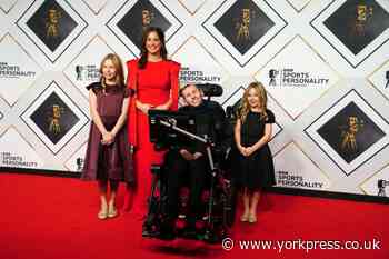 Rob Burrow to be joined by his 3 kids in Father's Day run