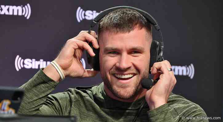 Steelers’ TJ Watt jokes ‘lesser athlete’ would’ve been injured after viral pool slip