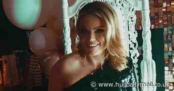 Terri makes an extra £18,000 a year with side job renting out her own clothes