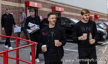 REDS DEPART OAKWELL AHEAD OF PLAY-OFF FINAL