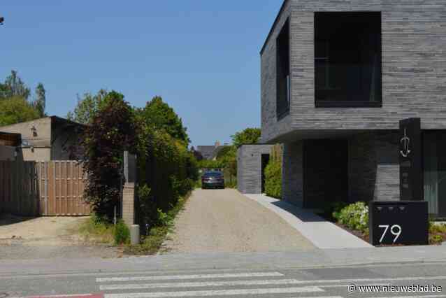 Gemeente in de clinch met advocatenkantoor om voetweg: “Men verkwist geld van de gemeenschap om te procederen”