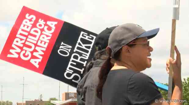 Writers Guild of America strikes in Santa Fe