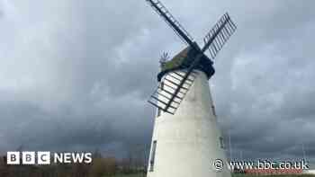 All sails taken off storm damaged Blackpool Grade ll listed windmill