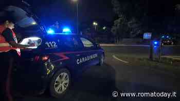 Ubriaco alla guida del furgone fa "slalom" in corso Francia