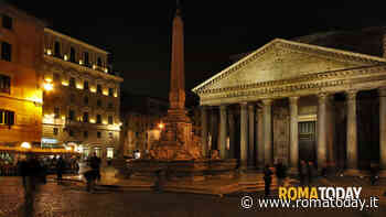 Accerchiato dal branco e rapinato all'uscita del locale