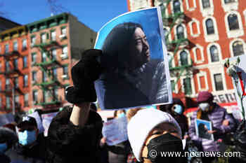 Family of woman fatally stabbed in NYC apartment says police failed to intervene, waited an hour to enter