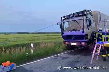 Willebadessen: Lkw brennt zwischen Fölsen und Dringenberg