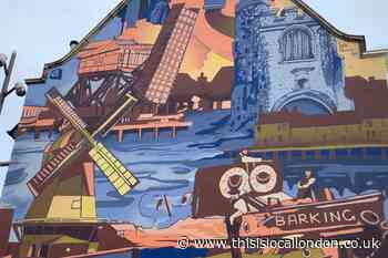 Bus tours to see Dagenham film studios and council housing