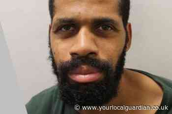Man escapes from prison transport van in Brixton