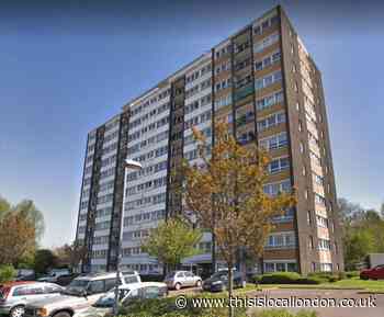 Hornchurch mum-of-two without hot water for over a month