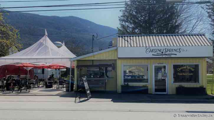 Chestnut Springs Bakery in Yarrow to close, reopen offering wood-fired pizza
