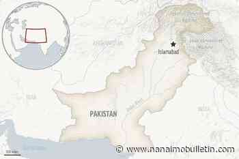 Militants attack Pakistan oil plant near Afghan border, kill 6 troops and guards, police say