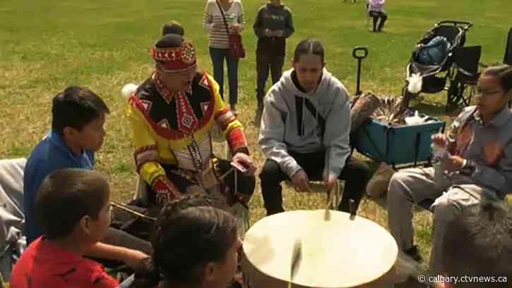 Indigenous community extends welcome to Calgary newcomers