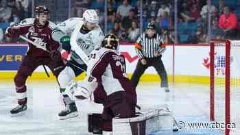 Crnkovic's hat trick helps Thunderbirds double up Petes at Memorial Cup championship