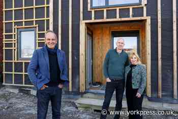 Grand Designs: The Streets - a love story with Rich and Jane