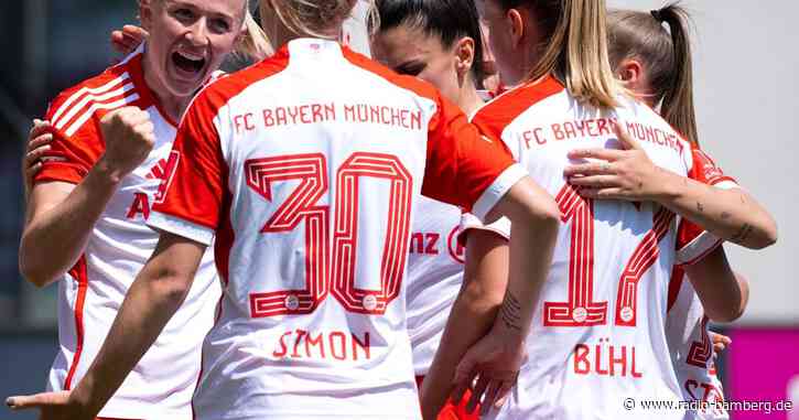 Musiala, Sané und Co. feuern Bayern-Fußballerinnen an