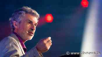 Humanity at risk: AI pioneer urges federal government to regulate faster