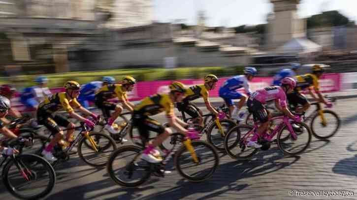 Roglic raises the Giro d’Italia trophy in Rome; Cavendish wins final stage