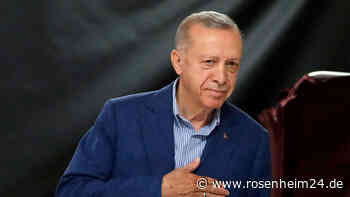 Türkei-Stichwahl: Erdogan hält Rede und nimmt Glückwünsche entgegen