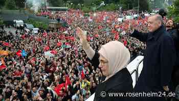 Stichwahl in der Türkei: Erdogan teilt in Siegesrede gegen Opposition aus
