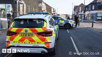 Teenager attacked in Sheffield street died from single stab wound.