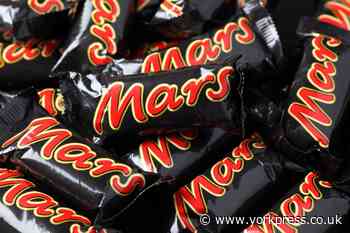 Mars bar packaging changes to paper wrappers for new trial at Tesco