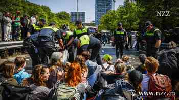 Etwa 1600 Festnahmen nach Klimaprotesten in Den Haag