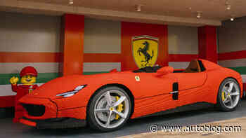 Ferrari Monza SP1 in life-size built from Lego bricks