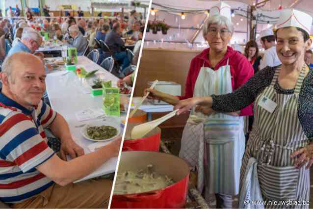 Vrijwilligers roeren 6.000 kilogram paling door de kookpotten tijdens vijftigste editie van Palingfestival