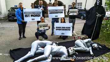 In Dobel verscharrte Hunde: Husky-Prozess endet nach einem Tag