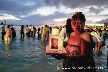 Floating lantern ceremony draws 45,000
