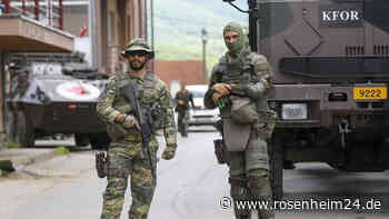 Nach Kosovo-Ausschreitungen - Nato schickt 700 weitere Soldaten
