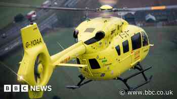 Knottingley quarry: Girl in hospital after being rescued from water