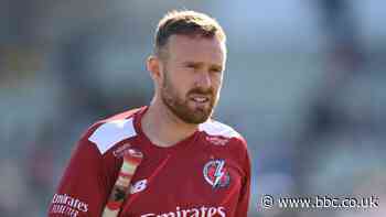 Danny Lamb: Gloucestershire sign all-rounder on short-term loan