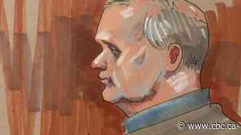 Killer in Pittsburgh synagogue massacre 'shot every person he saw,' his own lawyer says