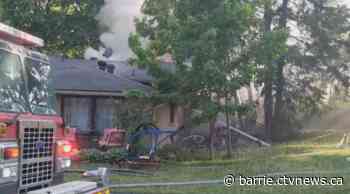 Thick black smoke seen after house fire in Barrie