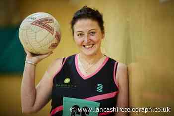 Barratt Homes sponsors Darwen's Hells Belles netball team