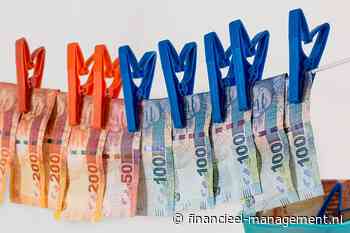 Banken gaan minder vaak controleren op witwassen