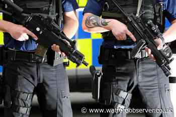 Armed police deployed to Rickmansworth after 'knife seen'